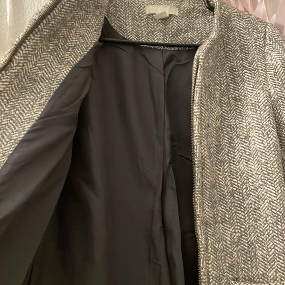 H&M Coat - Picture 3 of 5
